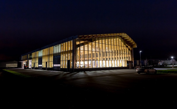 Wie angenehmes Klima in einer Halle erzeugt wird!